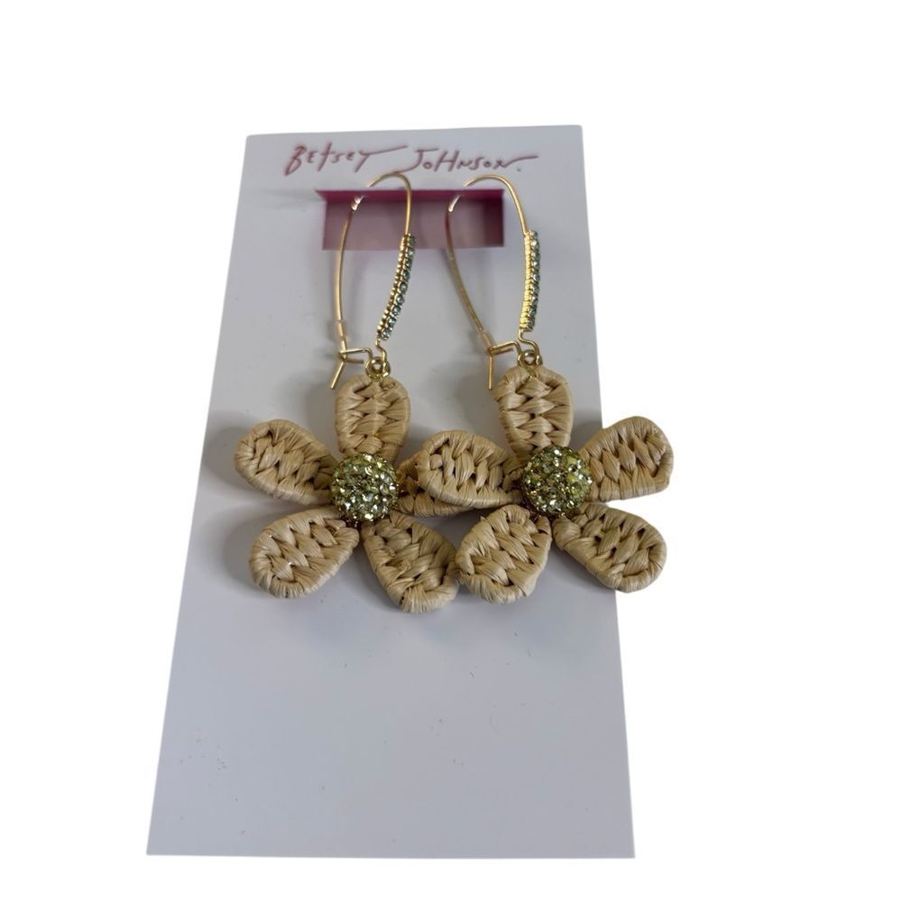Betsey Johnson Spring Raffia Chick Daisy Dangle Earrings.